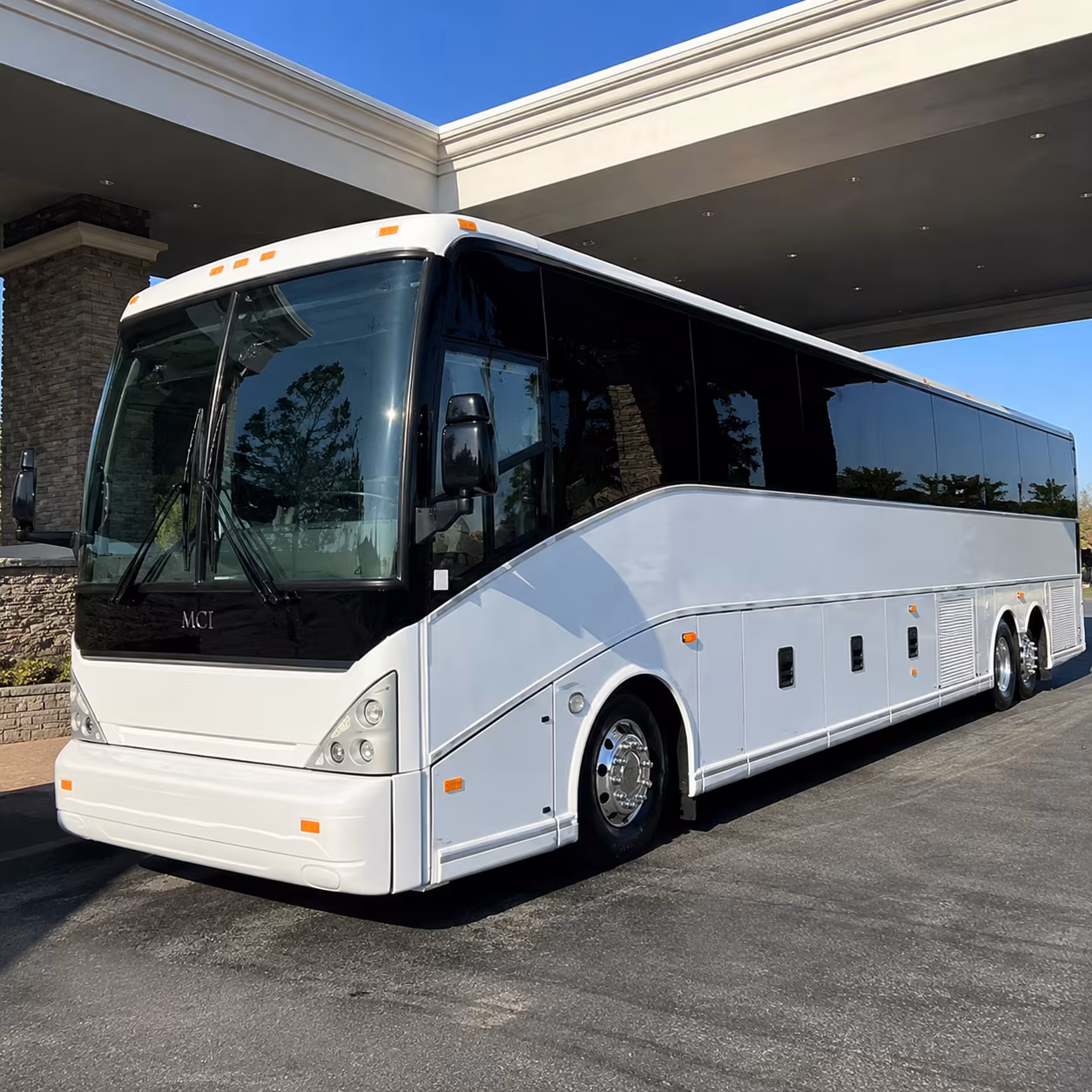 charter buses to yadkin valley wineries from chapel hill 2