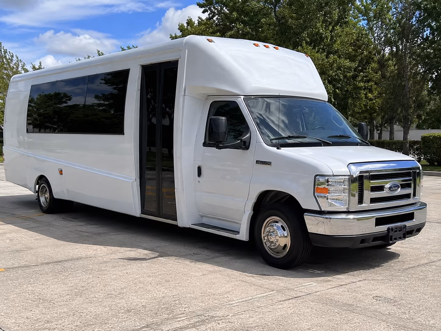party bus rentals for chapel hill high school proms